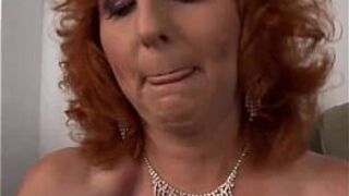 Ginger cougar is a squirter - porn video