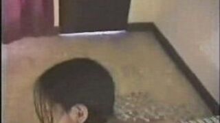 Cecilia wetting her pussy - porn video