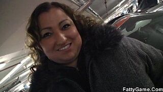 Fatty seduces skinny guy in the dance studio - porn video