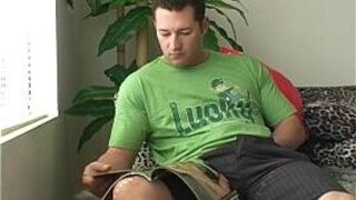 Muscular Straight Guy Talon Masturbating - porn video