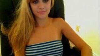 Jen With Her Toy - porn video